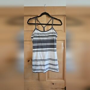 LULULEMON power Y tank